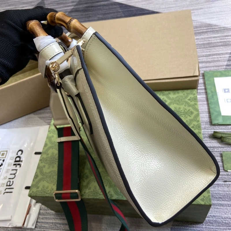 Gvc*1 top handle bags 4011-0066