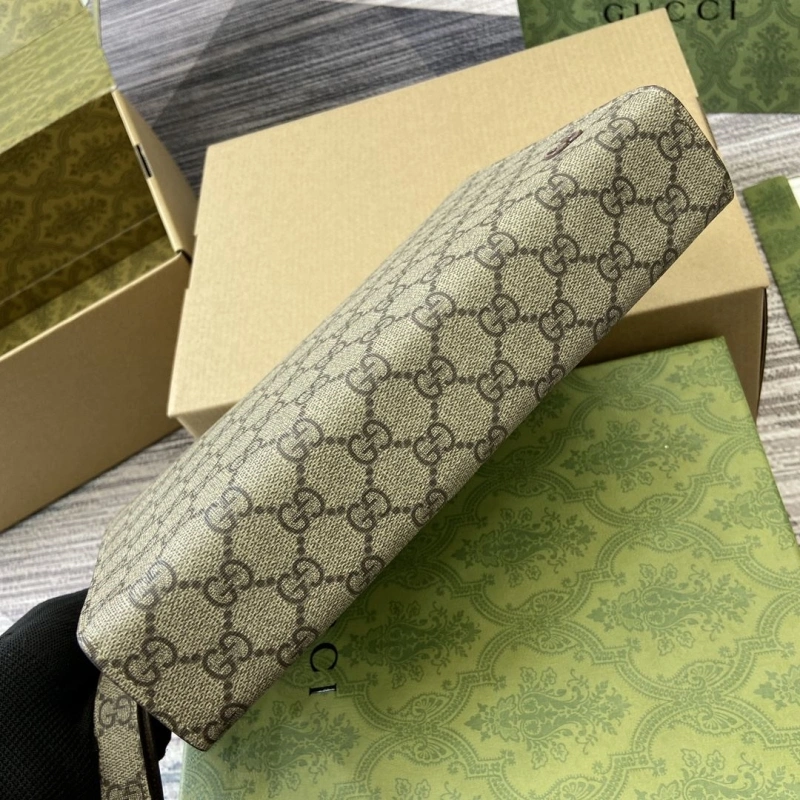 Gvc*1 clutch bags 4011-0229