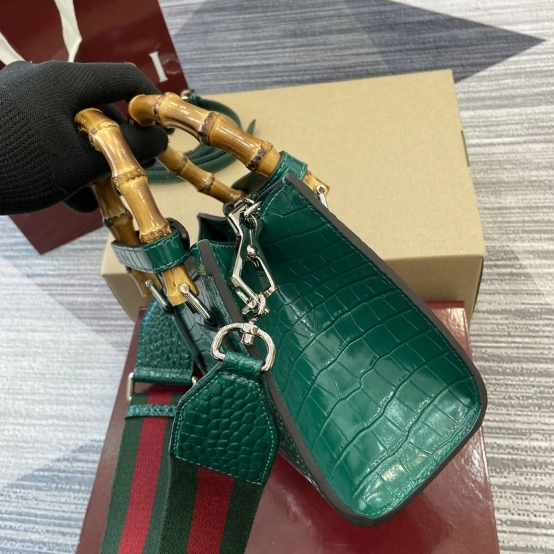 Gvc*1 top handle bags 4011b-0137