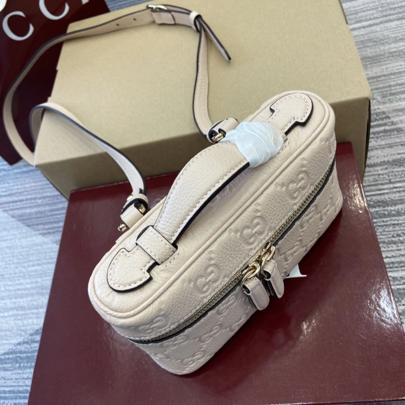 Gvc*1 top handle bags 4011c-0023