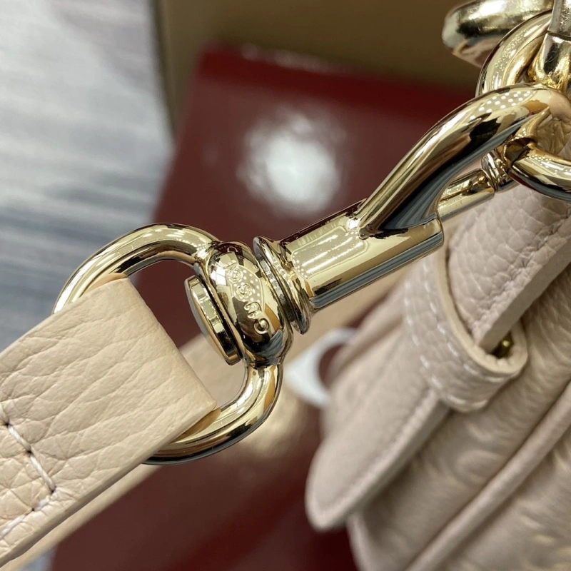 Gvc*1 top handle bags 4011c-0052