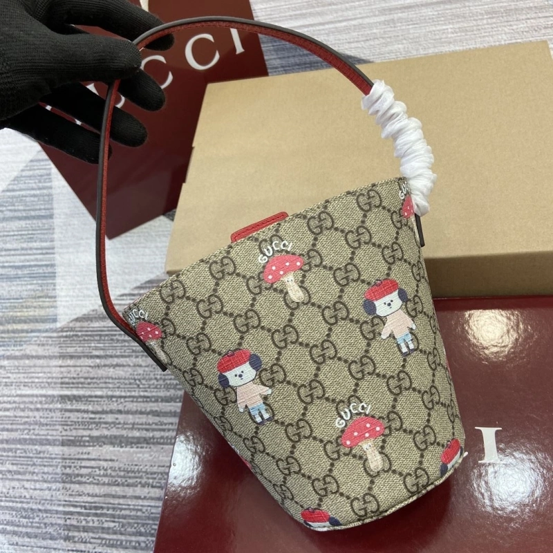 Gvc*1 bucket bags 4011c-0064