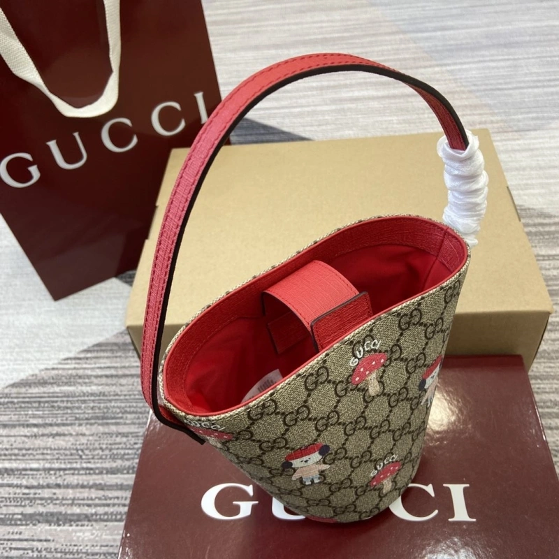 Gvc*1 bucket bags 4011c-0064