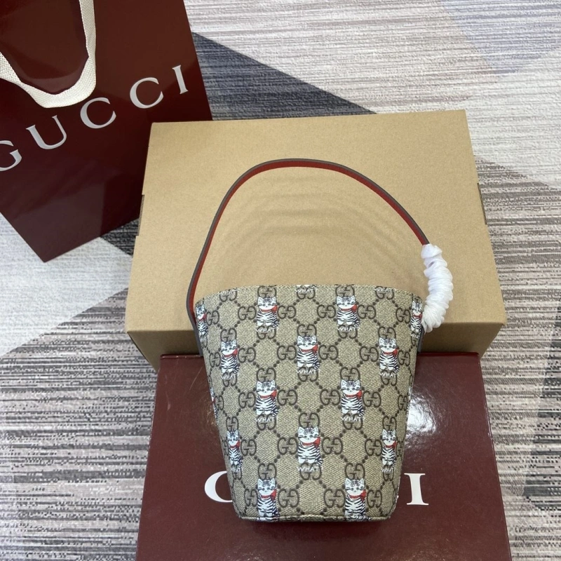 Gvc*1 bucket bags 4011c-0065