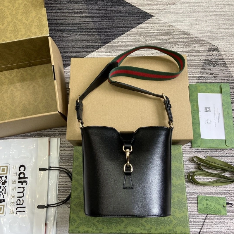 Gvc*1 bucket bags 4011h-0071