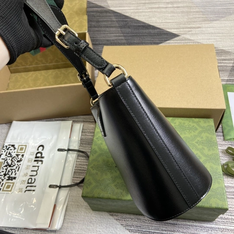 Gvc*1 bucket bags 4011h-0071