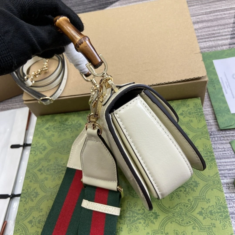 Gvc*1 top handle bags 4011i-0026