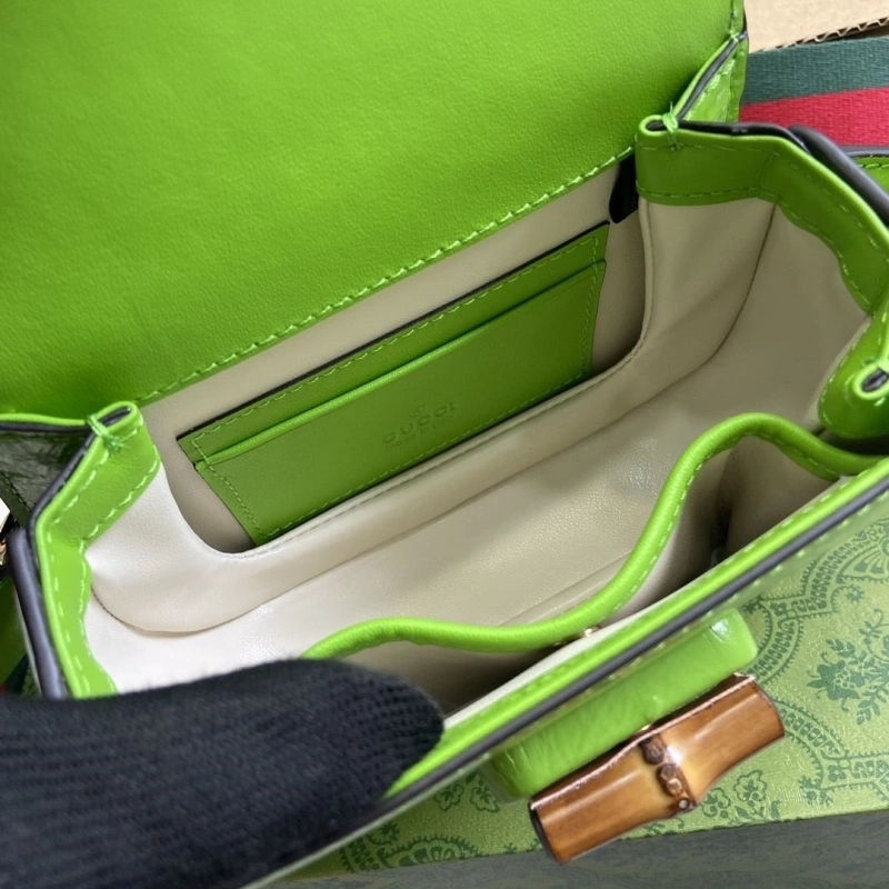 Gvc*1 top handle bags 4011i-0054