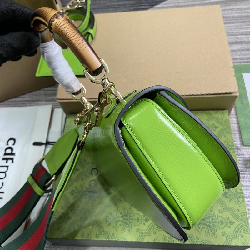 Gvc*1 top handle bags 4011i-0061