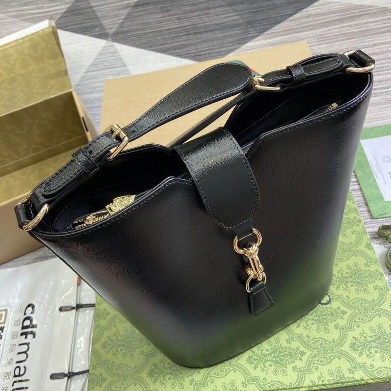 Gvc*1 bucket bags 4011i-0065