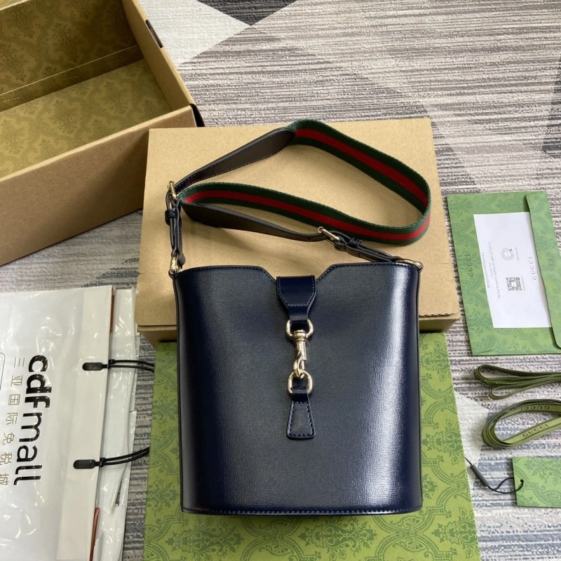 Gvc*1 bucket bags 4011i-0070
