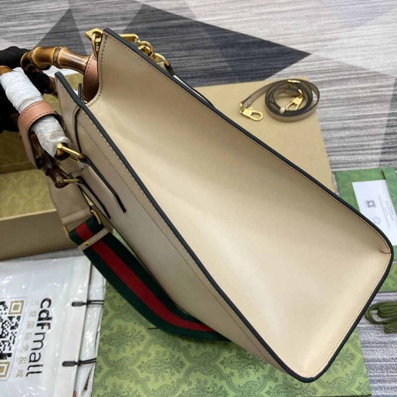Gvc*1 top handle bags 4011i-0170