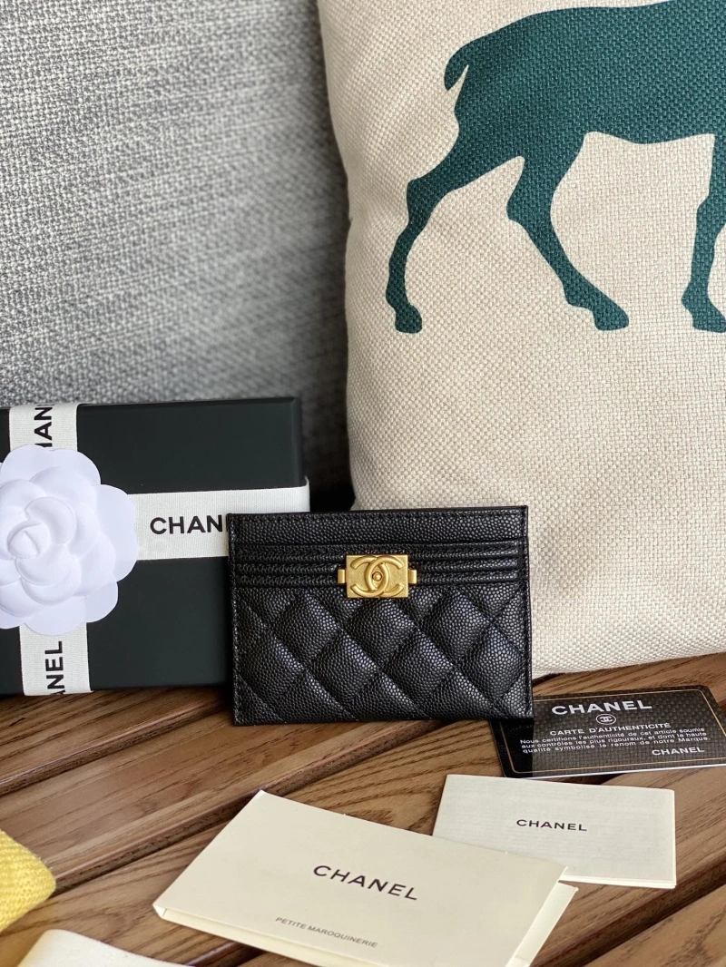 Ch**el wallets 4016a-0881