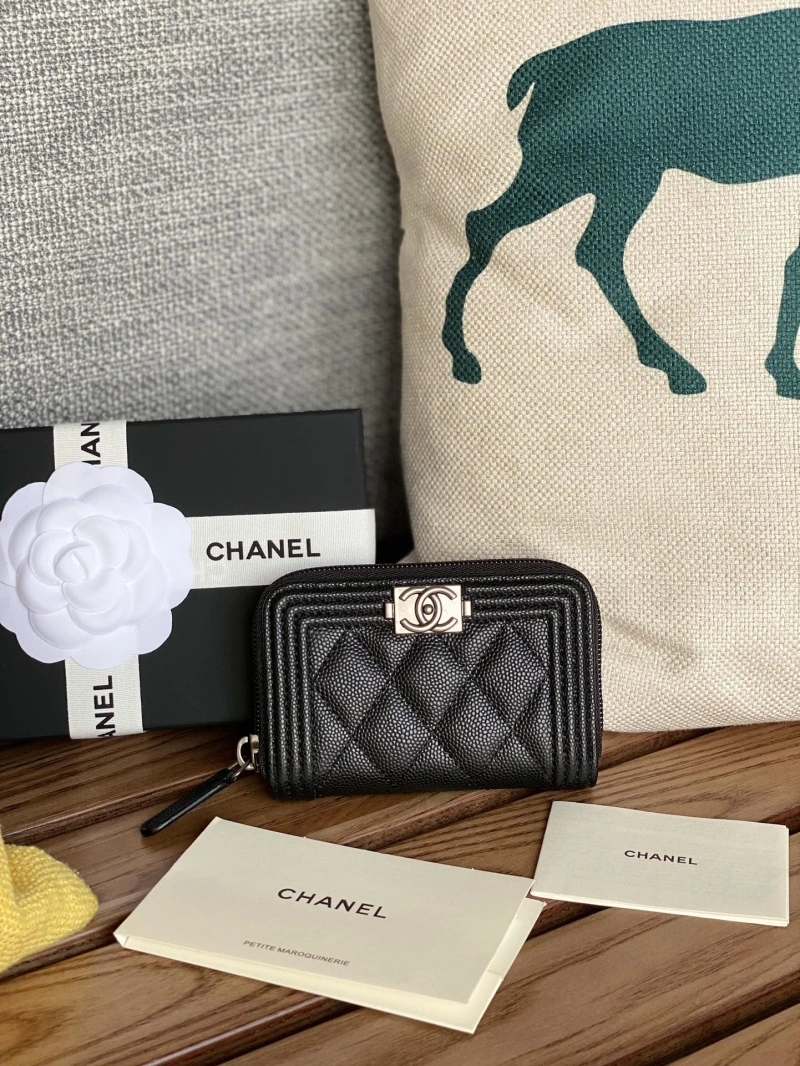 Ch**el wallets 4016a-0884