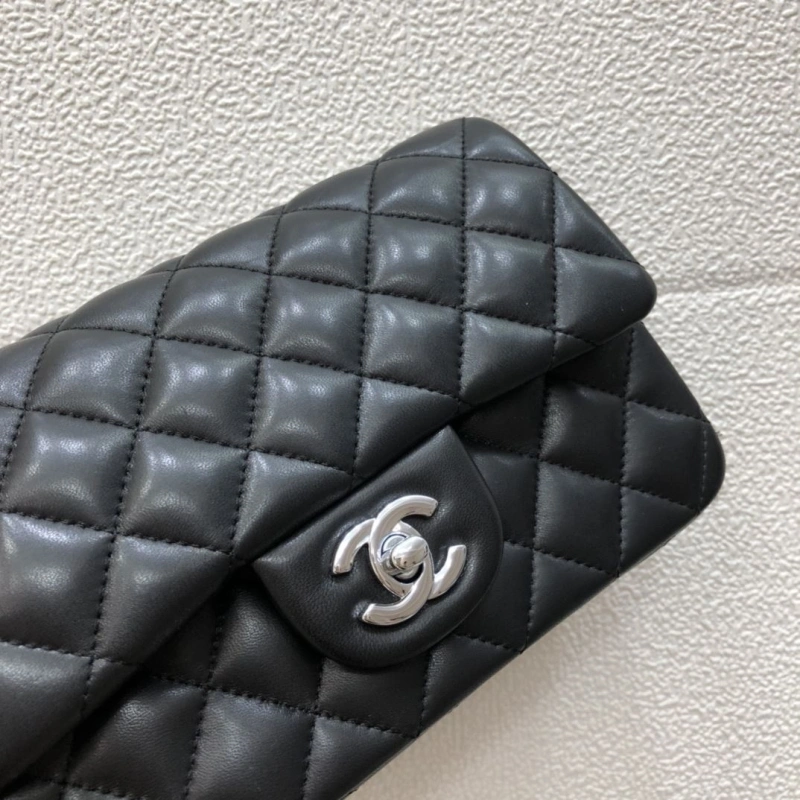 Ch**el cf series bags 4016a-0908