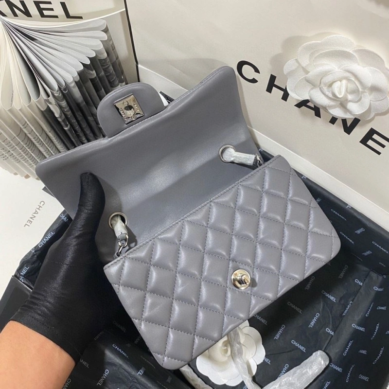 Ch**el cf series bags 4016a-0926