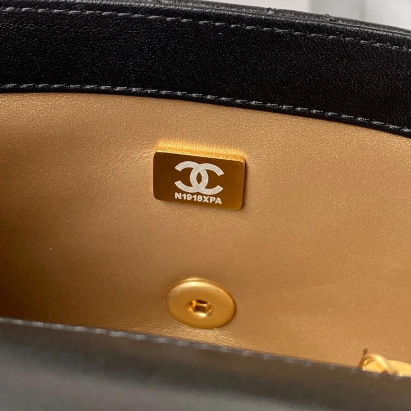 Ch**el cf series bags 4017-0019