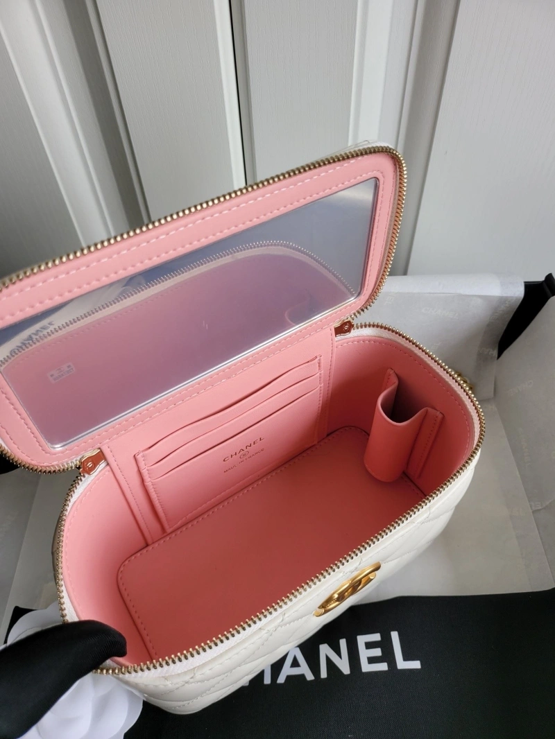Ch**el cosmetic bags 4017-0042