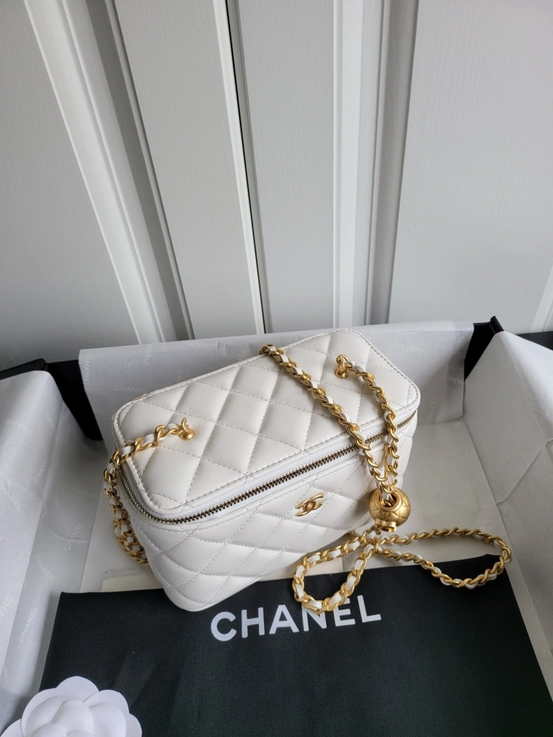 Ch**el cosmetic bags 4017-0043