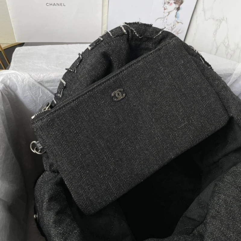 Ch**el shopping bags 4017-0383