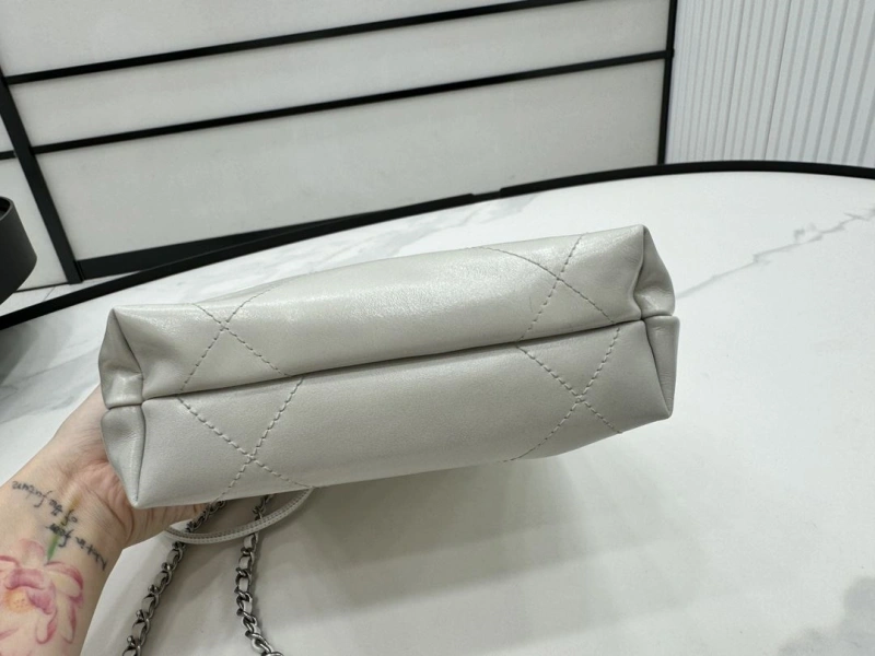 Ch**el shopping bags 4017-0391