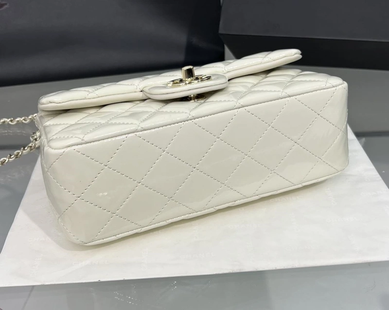 Ch**el cf series bags 4017-0446