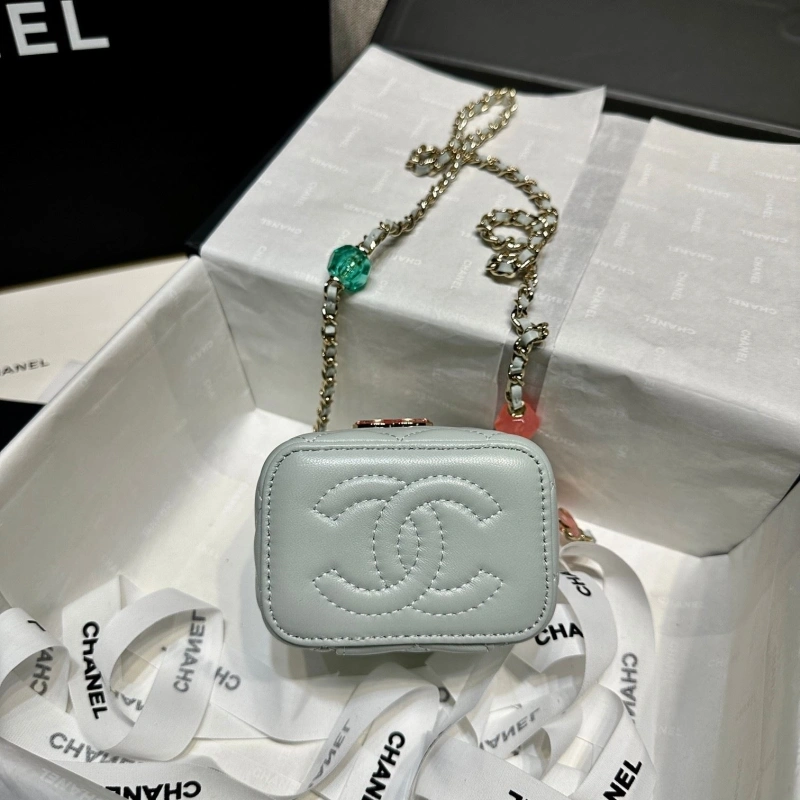 Ch**el cosmetic bags 4017-0466