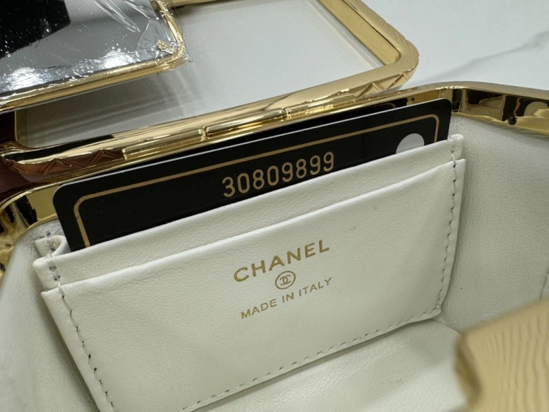 Ch**el cosmetic bags 4017-0494