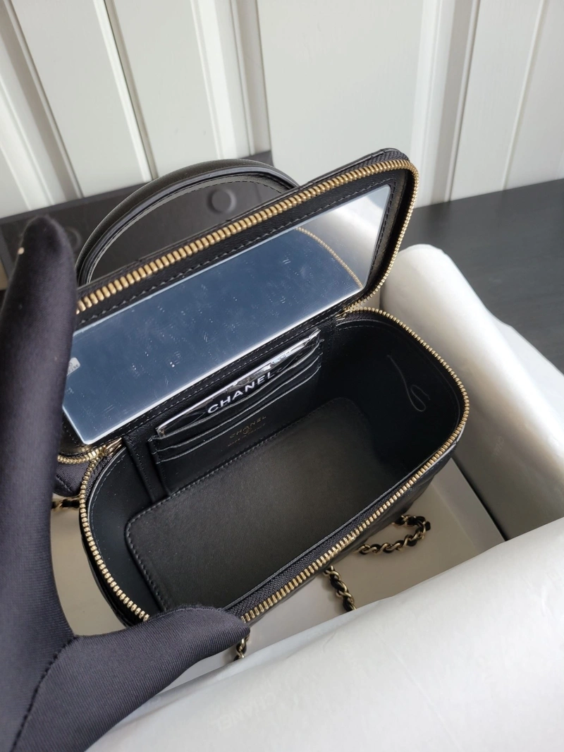 Ch**el cosmetic bags 4017-0565