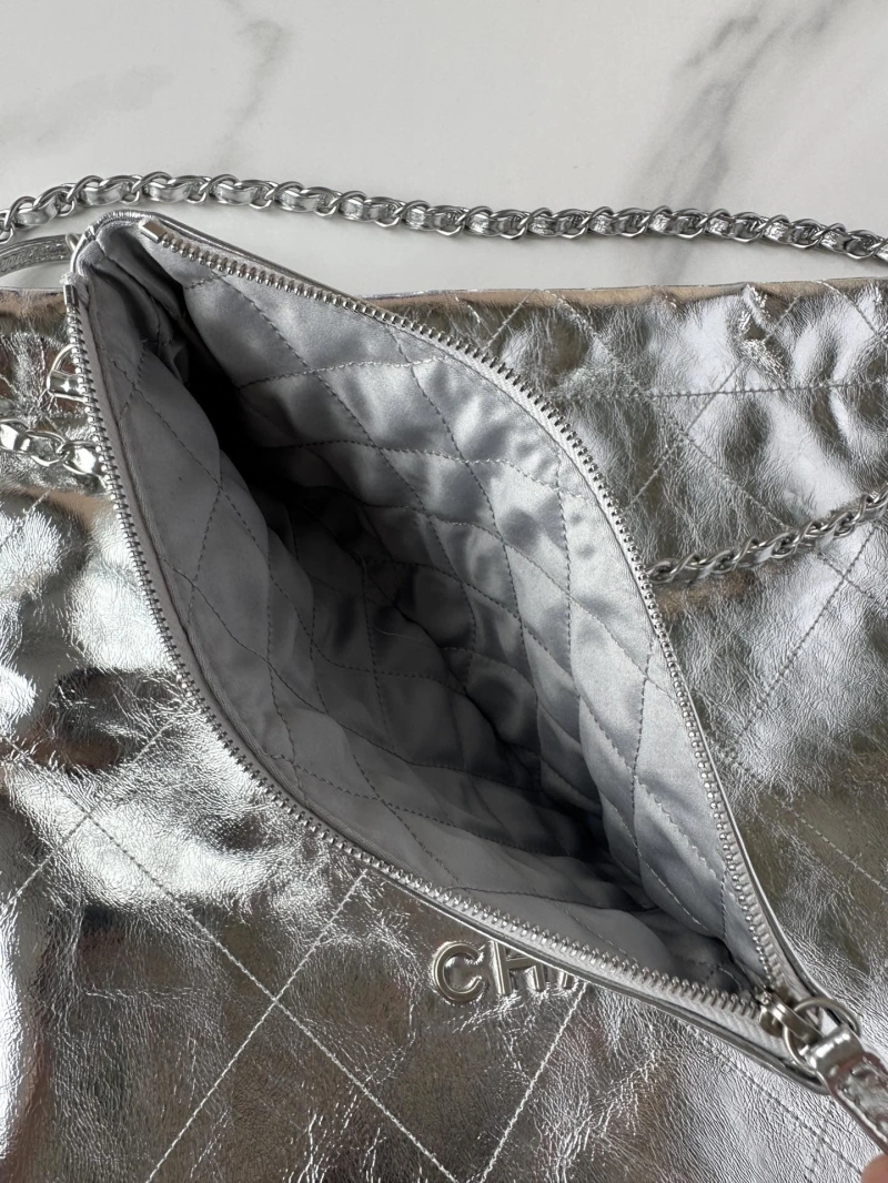 Ch**el shopping bags 4017-0593