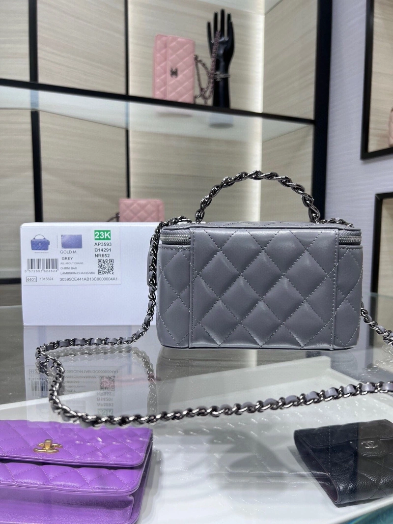 Ch**el cosmetic bags 4017-0703