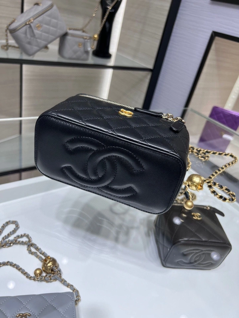 Ch**el cosmetic bags 4017-0710