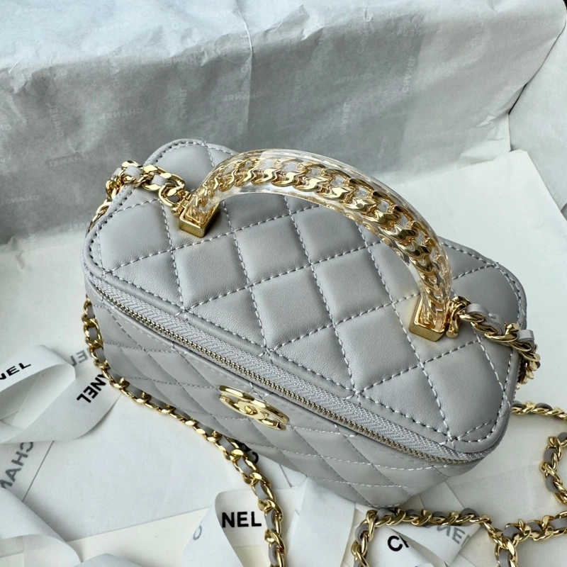 Ch**el cosmetic bags 4017-0762