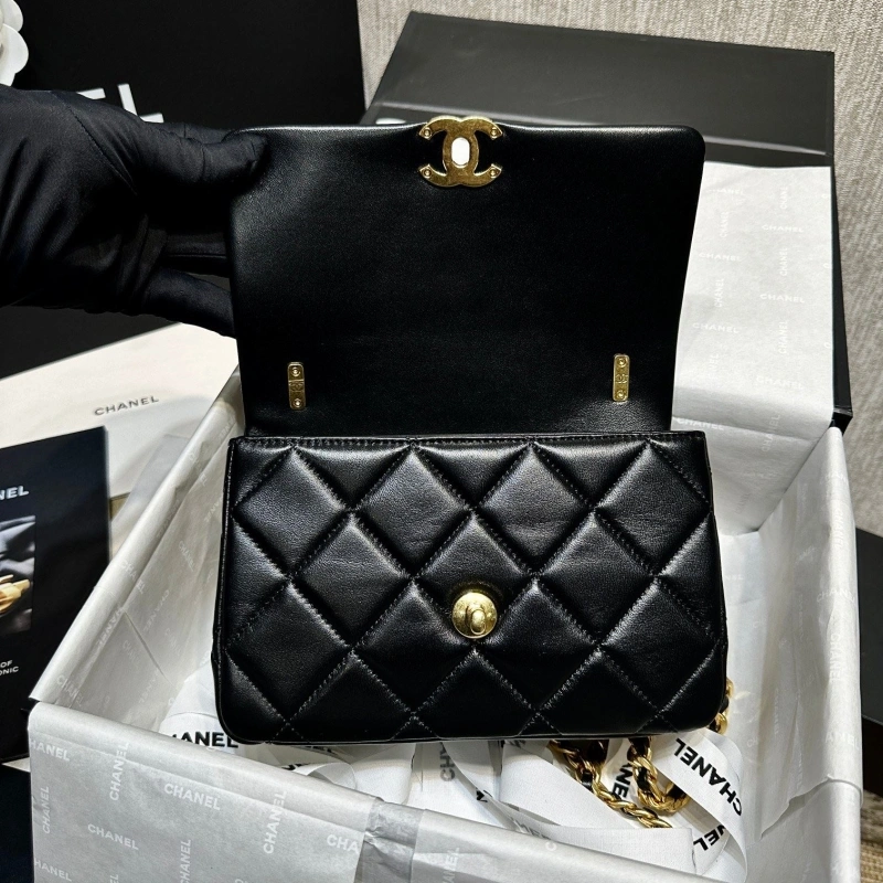 Ch**el 19 bags 4017-0777