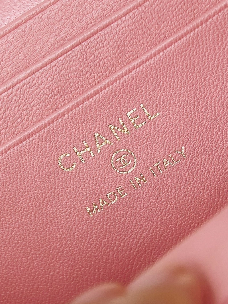 Ch**el cosmetic bags 4017-0815