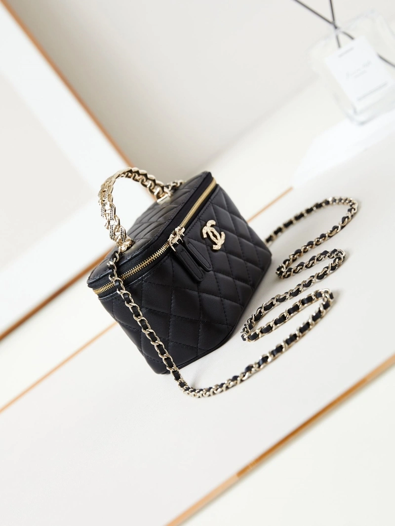 Ch**el cosmetic bags 4017-0817