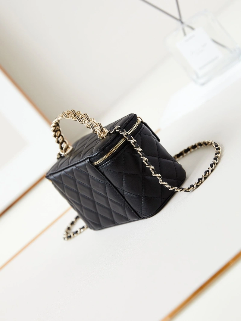 Ch**el cosmetic bags 4017-0817