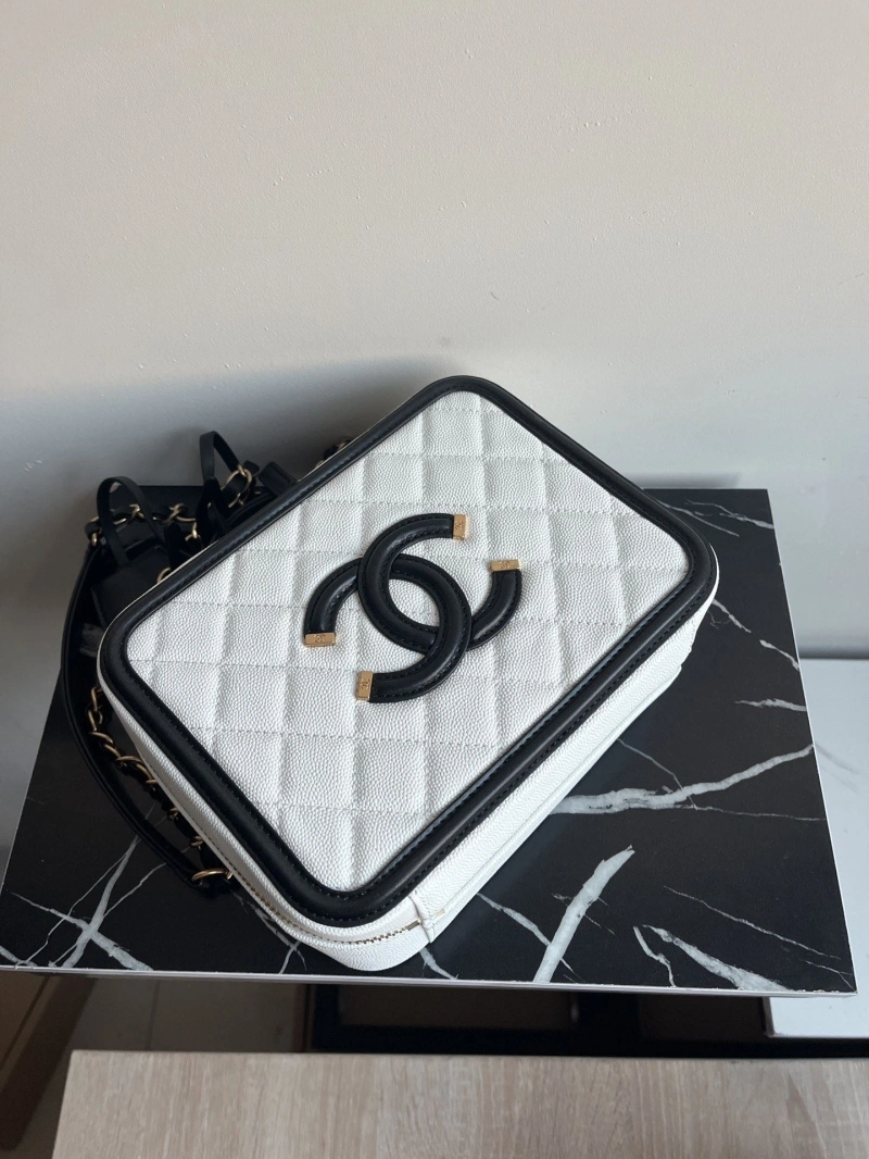 Ch**el cosmetic bags 4017-0820