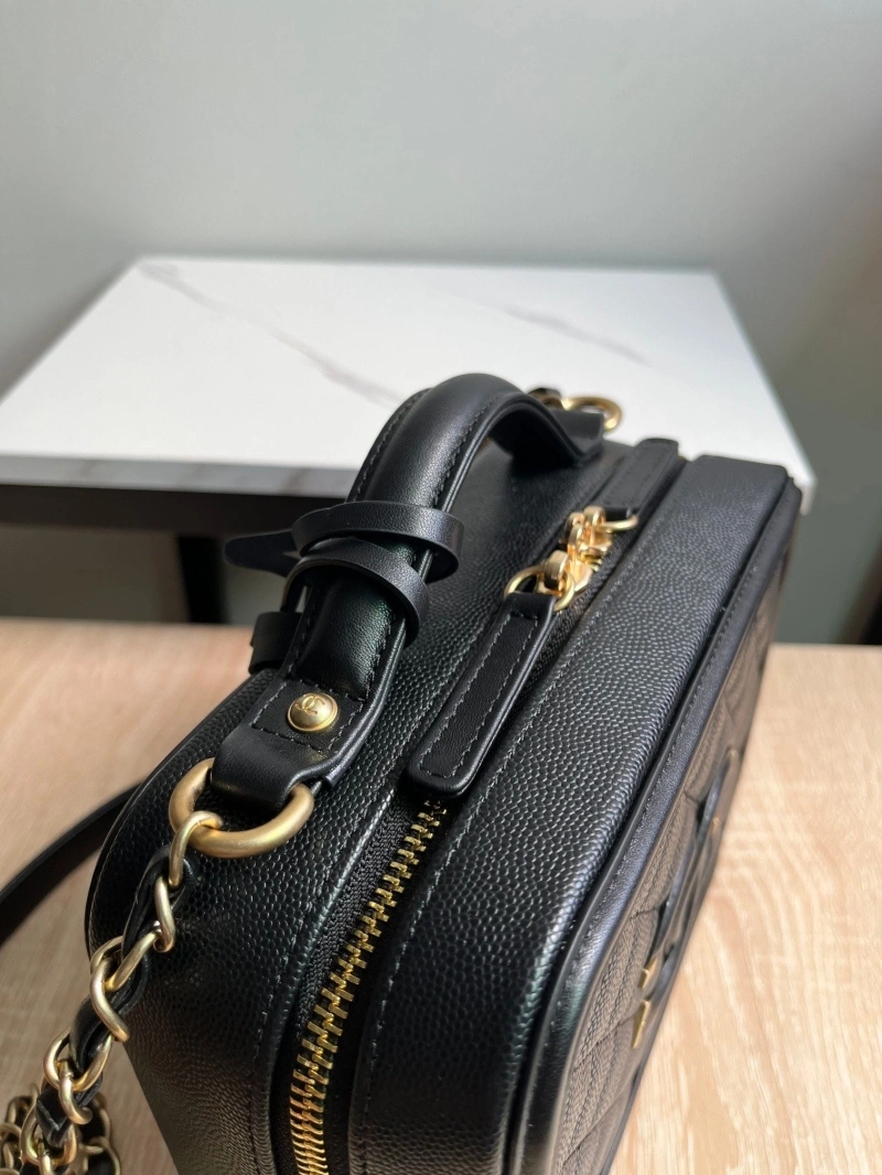 Ch**el cosmetic bags 4017-0822