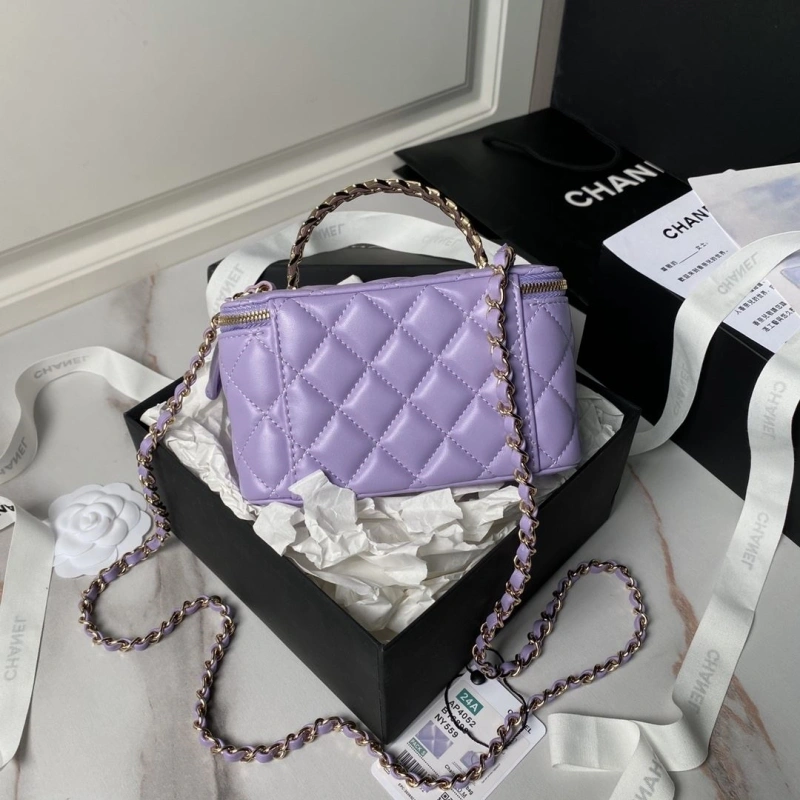 Ch**el cosmetic bags 4017-0835