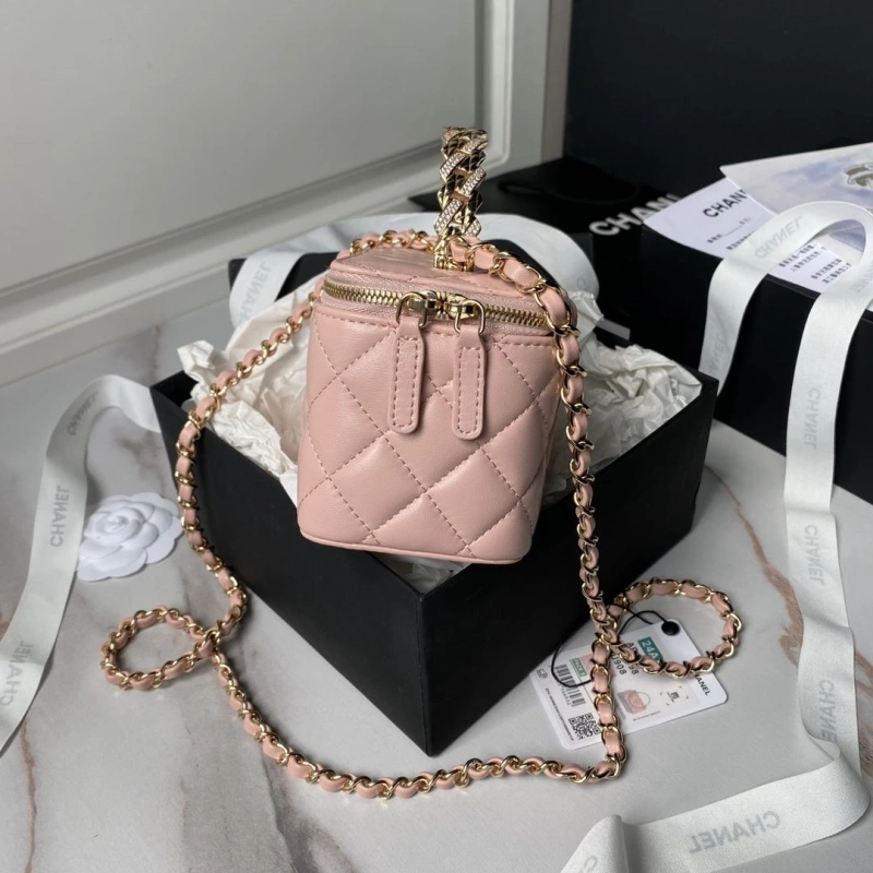 Ch**el cosmetic bags 4017-0836