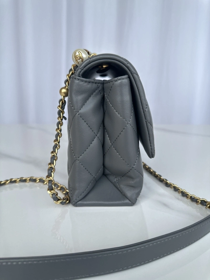 Ch**el woc bags 4017-0866