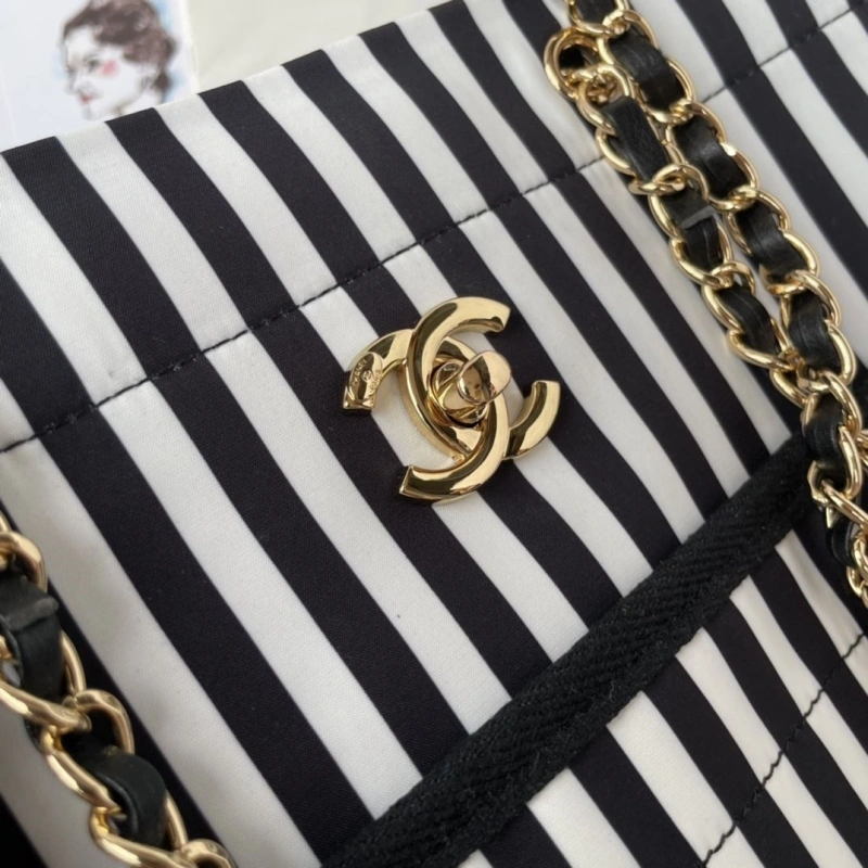 Ch**el shopping bags 4017-0957