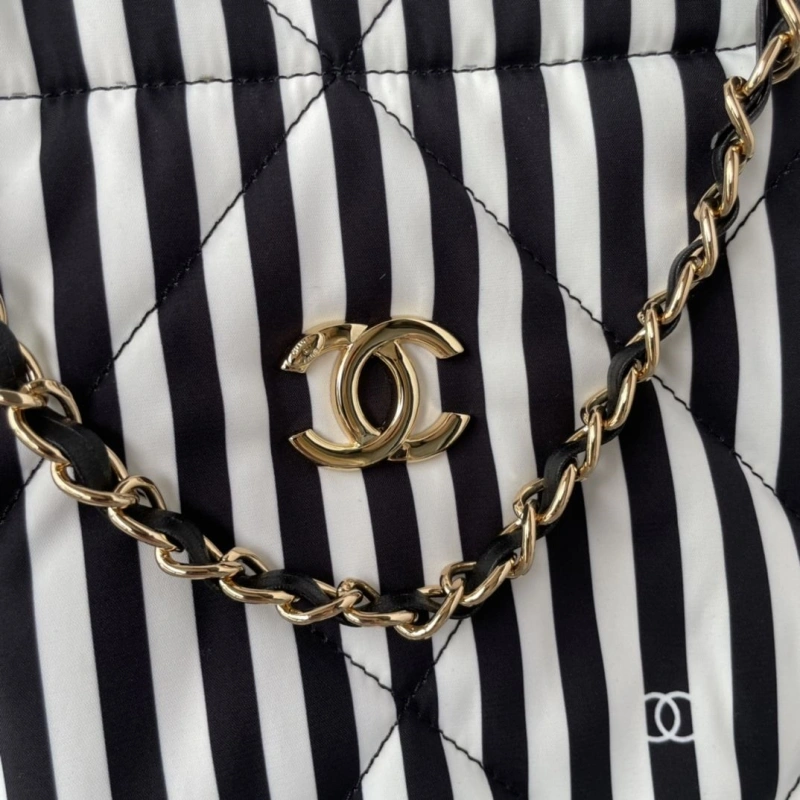 Ch**el shopping bags 4017-0963