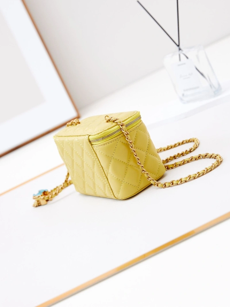 Ch**el cosmetic bags 4017-1059
