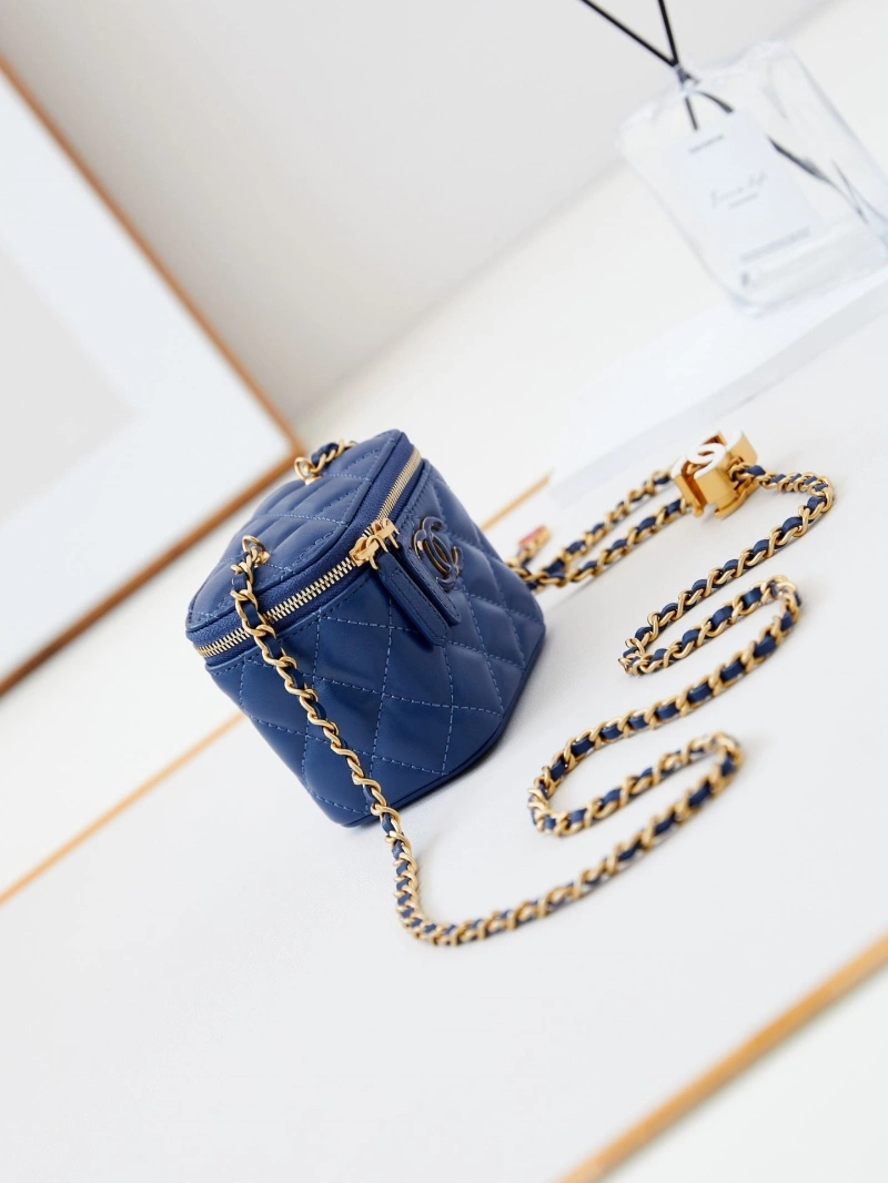 Ch**el cosmetic bags 4017-1069