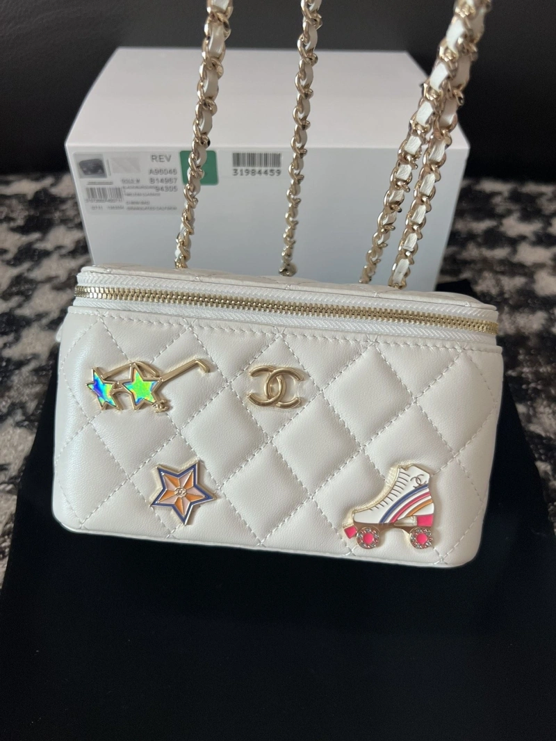 Ch**el cosmetic bags 4017-1113