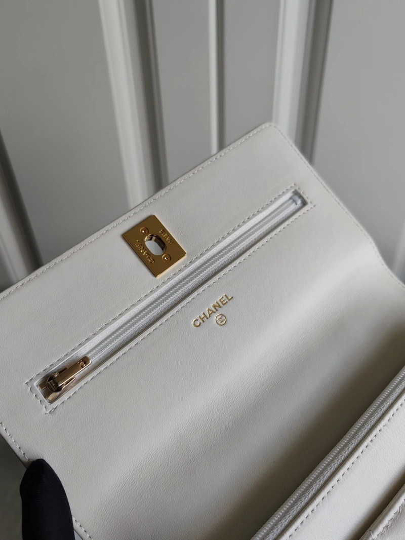 Ch**el cosmetic bags 4017-1307