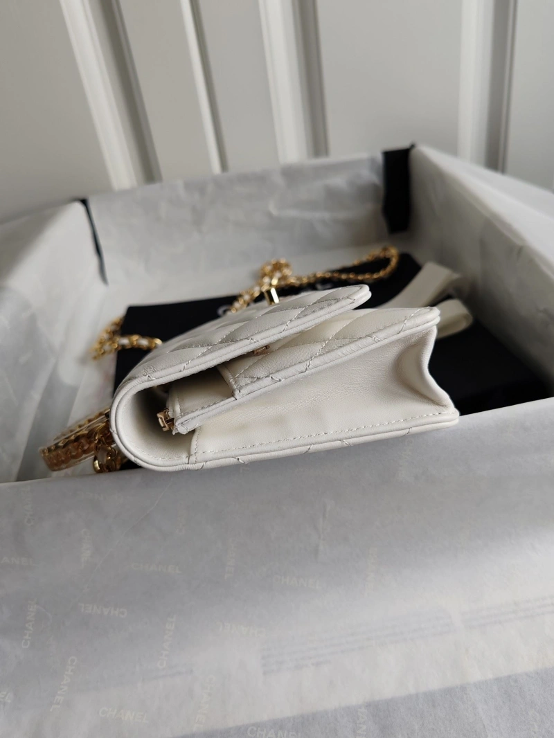 Ch**el cosmetic bags 4017-1307