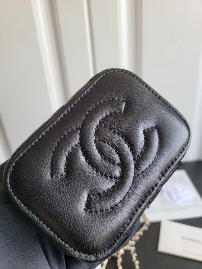 Ch**el cosmetic bags 4017-1649